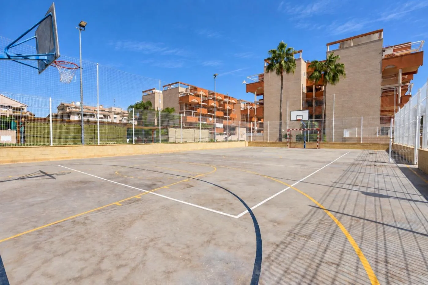 Cancha deportiva al aire libre